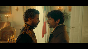 Rodolfo Sancho (Gobernador Pedro Victoria) e Christian Vazquez (Ramirez) in Amore e Vendetta - Zorro 1x02