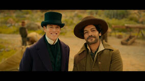 Miguel Bernardeau (Diego De La Vega) e Christian Vazquez (Ramirez) in Amore e Vendetta - Zorro 1x03