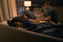 Adelle Leonce come Anna Logan, Antonia Thomas come Karina McKee e Sam Claflin come Patrick McKee in Bagman