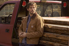 Sam Claflin come Patrick McKee in Bagman