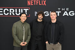 (S-D) Teo Yoo, Noah Centineo e Gabriel Basso al photocall di The Recruit S2  e The Night Agent S2 al Plaza il 13 gennaio 2025 a New York City.