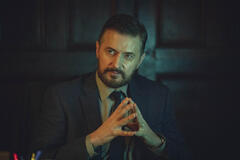 Richard Armitage come Stagger in Missing You 1x01