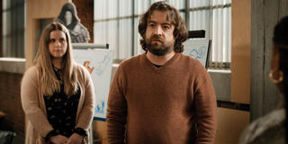 Derek Waters e Jessie Ennis in Mythic Quest 2x02