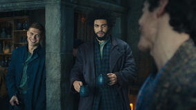 Josha Stradowski (Rand al'Thor), Marcus Rutherford (Perrin Aybara), Dónal Finn (Matrim 'Mat' Cauthon) in La Ruota del Tempo - Stagione 3 - First Look