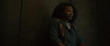 Clare Perkins in Silo 2x02