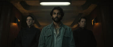 Avi Nash in Silo 2x04