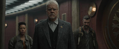 Remmie Milner, Tim Robbins e Shane McRae in Silo 2x04