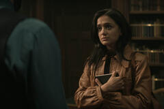 Amy-Leigh Hickman come Nadia Farran in You 4x08