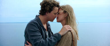 (S-D) Charlie Gustafsson come Samuel e Matilda Källström come Hanna in Love Forever