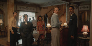 Chase Yi, Ashly Burch, Imani Hakim, David Hornsby e Danny Pudi in Mythic Quest 4x04