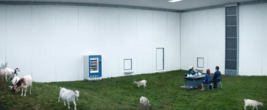 Gwendoline Christie, Britt Lower e Adam Scott in Scissione 2x03