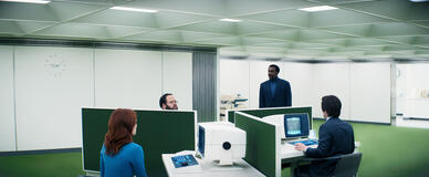 Britt Lower, Zach Cherry, Tramell Tillman e Adam Scott in Scissione 2x05