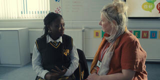 (S-D) Fatima Bojang come Jade, Hannah Walters come Mrs Bailey, in Adolescence 1x02
