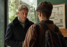 Mike Amigoarena come Briguel e Matías Recalt come Bruno in Atrapados 1x05