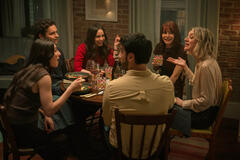 (S-D) Marianne Rendón come Zoe, Sebastian De Souza come Garrett, Sofia Carson come Alex, Dario Ladani Sanchez come Lucas, Shannon Barnes come Nell e Chelsea Frei come Megan in La lista dei miei desideri