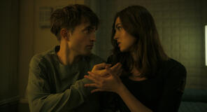 Una scena da Mickey 17