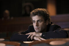 Luke Kirby in Étoile - First Look