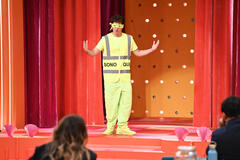 Tommy Cassi sul set di LOL: chi ride è fuori - Stagione 5