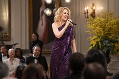 Kylie Minogue come Se stessa in The Residence 1x02