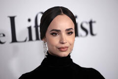 Sofia Carson alla première di The Life List al Paris Theater il 25 marzo 2025 a New York City