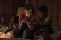 Bella Ramsey, Keivonn Woodard in The Last of Us 1x05