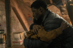 Keivonn Woodard, Lamar Johnson in The Last of Us 1x05