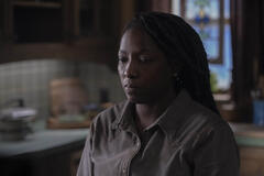 Rutina Wesley in The Last of Us 1x06