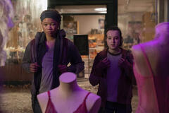 Storm Reid, Bella Ramsey in The Last of Us 1x07