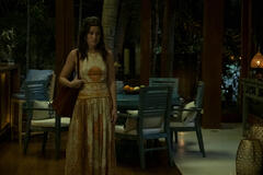 Sarah Catherine Hook in The White Lotus 3x05