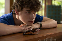 Sam Nivola in The White Lotus 3x02