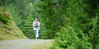 Luna Wedler in La Fossa delle Marianne di Eileen Byrne - Immagine dal set