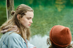 Luna Wedler in La Fossa delle Marianne di Eileen Byrne - Immagine dal set