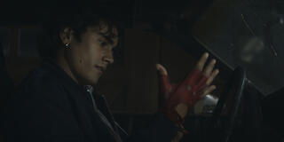 Zac (Michael Cimino) in Motorheads - Stagione 1 - Immagine dal set