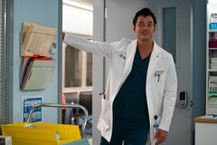 Jack Bannon come Tom Cole in Pulse 1x04