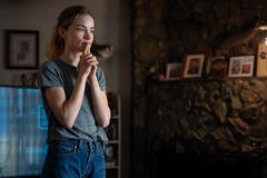 Willa Fitzgerald come Danny Simms in Pulse 1x06