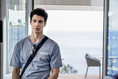 Adam DiMarco come Albie Di Grasso in The White Lotus 2x01