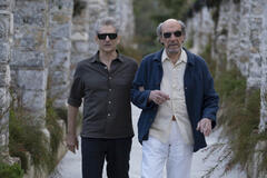 Michael Imperioli, Murray Abraham in The White Lotus 2x02