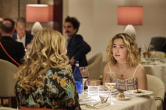 Jennifer Coolidge, Haley Lu Richardson in The White Lotus 2x03