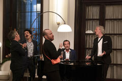 Tom Hollander, Francesco Zecca, Paolo Camilli, Federico Scribani, Bruno Gouery in The White Lotus 2x03