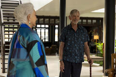 Lek Patravadi, Scott Glenn in The White Lotus 3x07