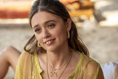 Aimee Lou Wood in The White Lotus 3x08