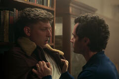 (S-D) Tom Francis come Clayton, Penn Badgley come Joe Goldberg in You 5x04