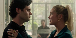 (S-D) Penn Badgley come Joe Goldberg, Anna Camp come Maddie Lockwood in You 5x08