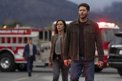 Amber Oliveras (Jessica Camacho) e Mark Meachum (Jensen Ackles) in Countdown - Stagione 1