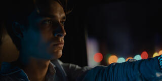 Willem De Schryver come Alexander in Knokke Off 1x04