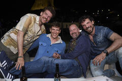 Matteo Martari, Francesco Martanari, Maurizio Lastrico e Pietro Sermonti sul set di Maschi veri - Foto dietro le quinte