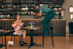 (S-D) Laura Adriani come Daniela, Matteo Martari come Massimo in Maschi Veri 1x06