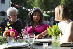 Matthew Modine, Lorraine Toussaint, Jessica Biel in The Better Sister - Stagione 1