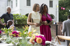 Matthew Modine, Jessica Biel, Lorraine Toussaint in The Better Sister - Stagione 1