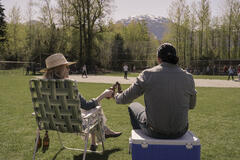 Catherine O'Hara, Gabriel Luna in The Last of Us 2x03